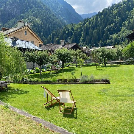 L'Aria Di Casa Bed & Breakfast Alagna Valsesia Eksteriør bilde