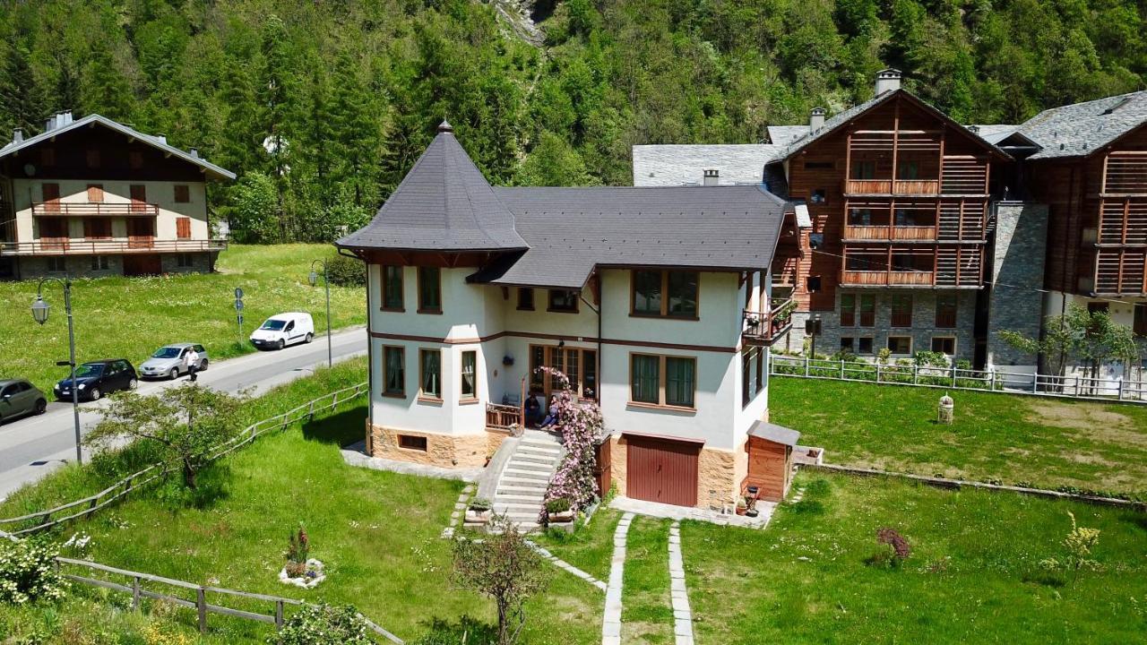 L'Aria Di Casa Bed & Breakfast Alagna Valsesia Eksteriør bilde