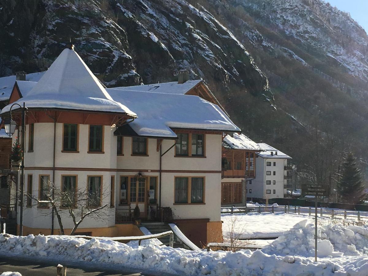 L'Aria Di Casa Bed & Breakfast Alagna Valsesia Eksteriør bilde