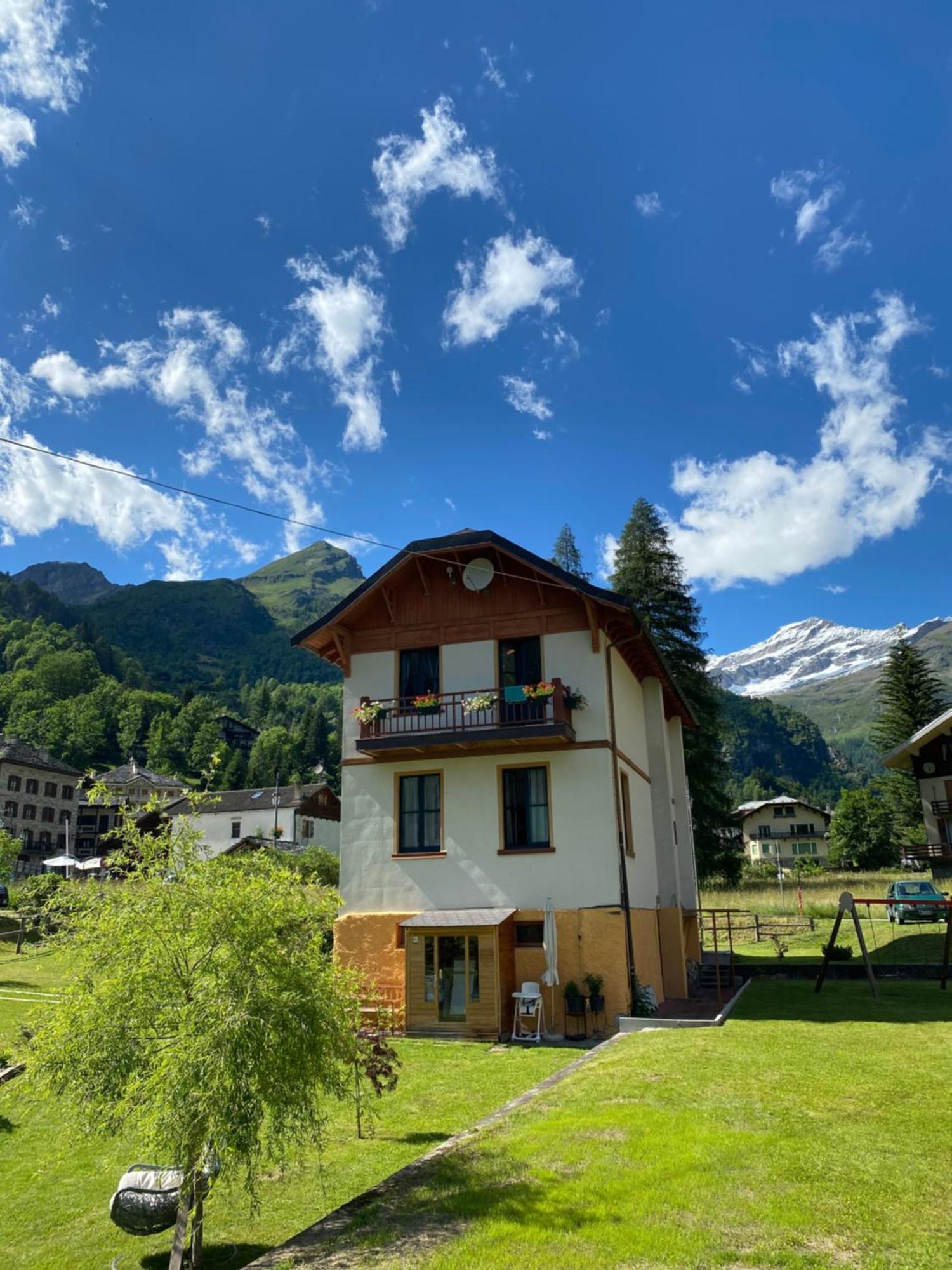 L'Aria Di Casa Bed & Breakfast Alagna Valsesia Eksteriør bilde