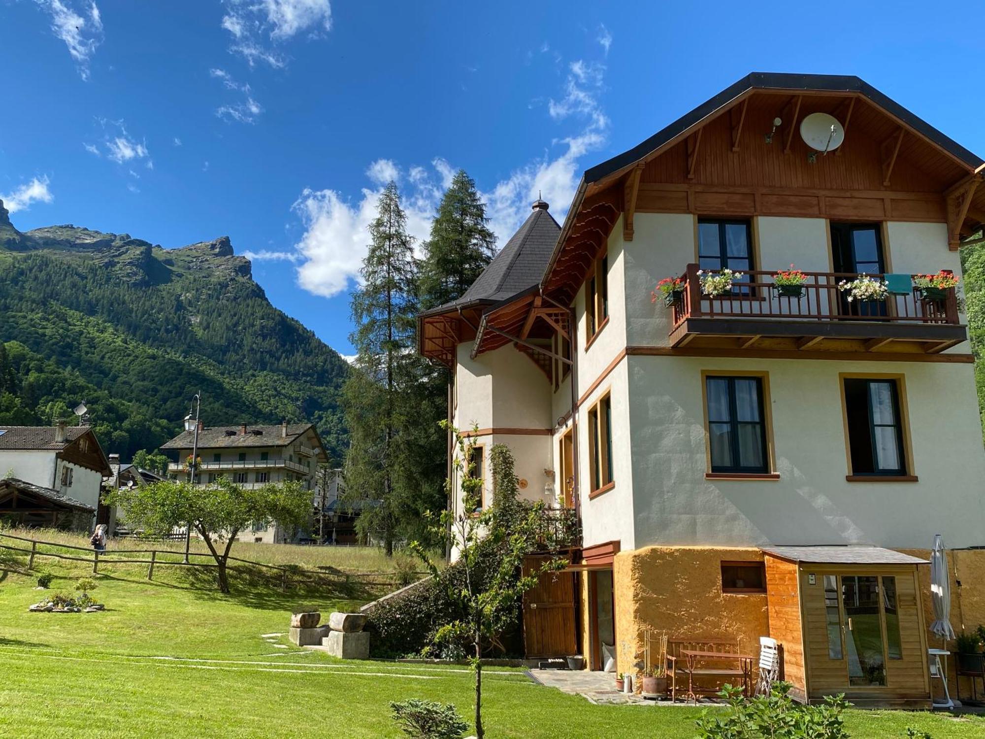 L'Aria Di Casa Bed & Breakfast Alagna Valsesia Eksteriør bilde